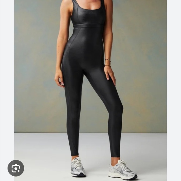 NWT khloe fabletics jumpsuit - Picture 2 of 6